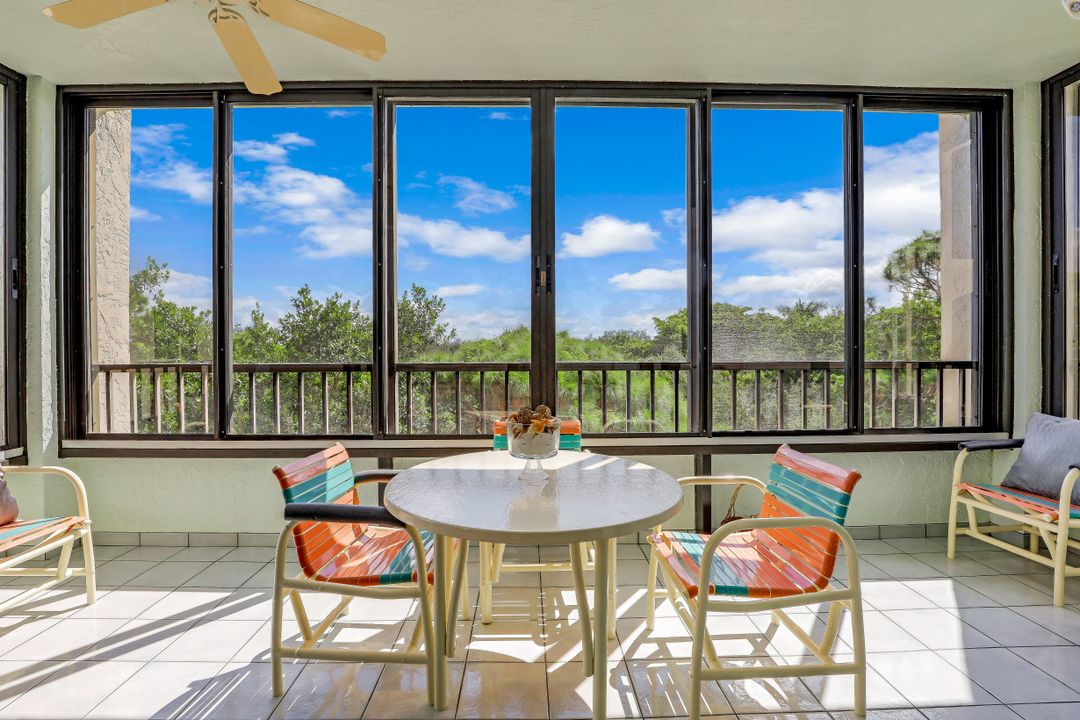 6500 Valen Way #402, Naples, FL 34108