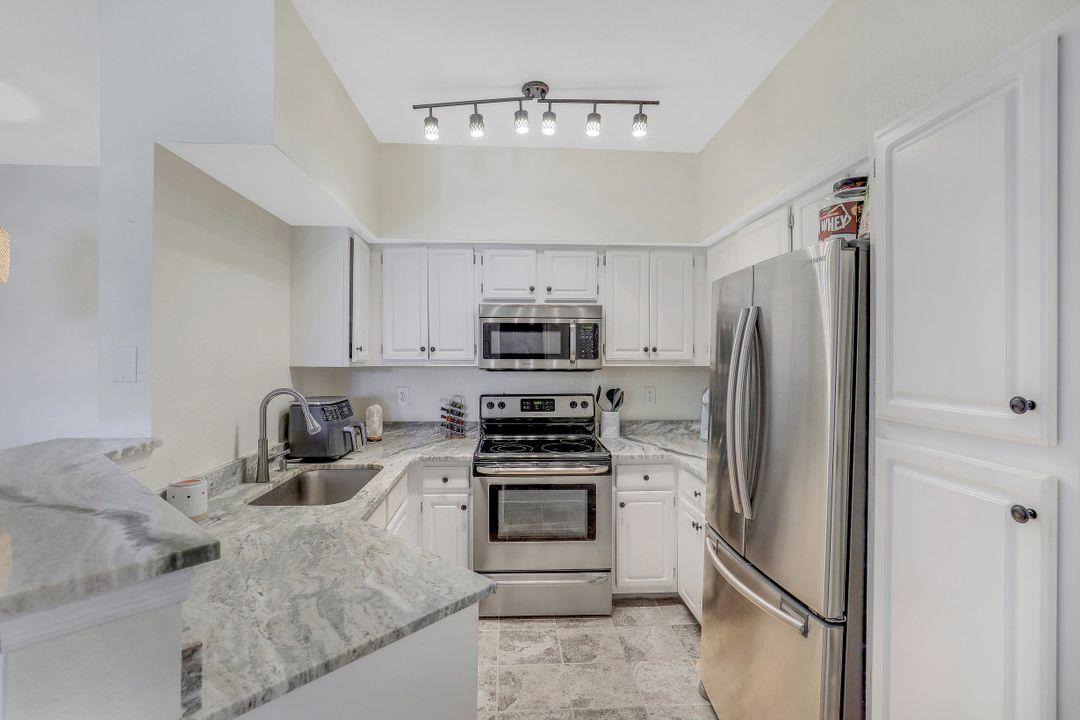 23640 Walden Center Dr, Bonita Springs, FL 34134