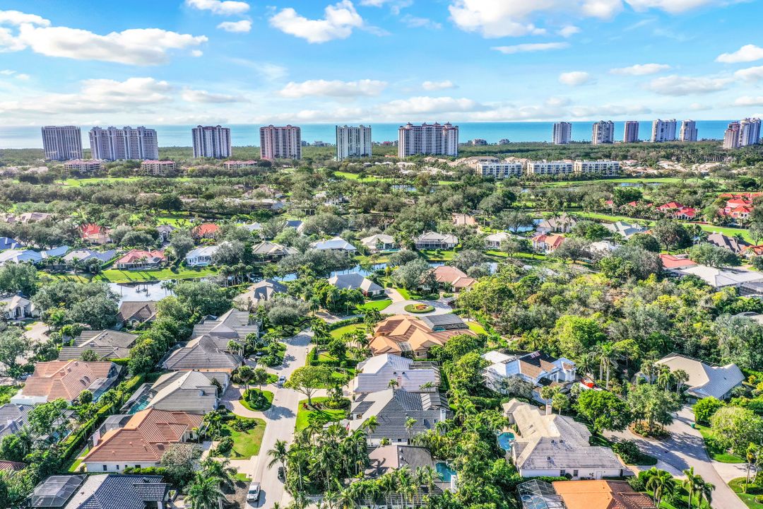 713 Shadow Lake Ln, Naples, FL 34108