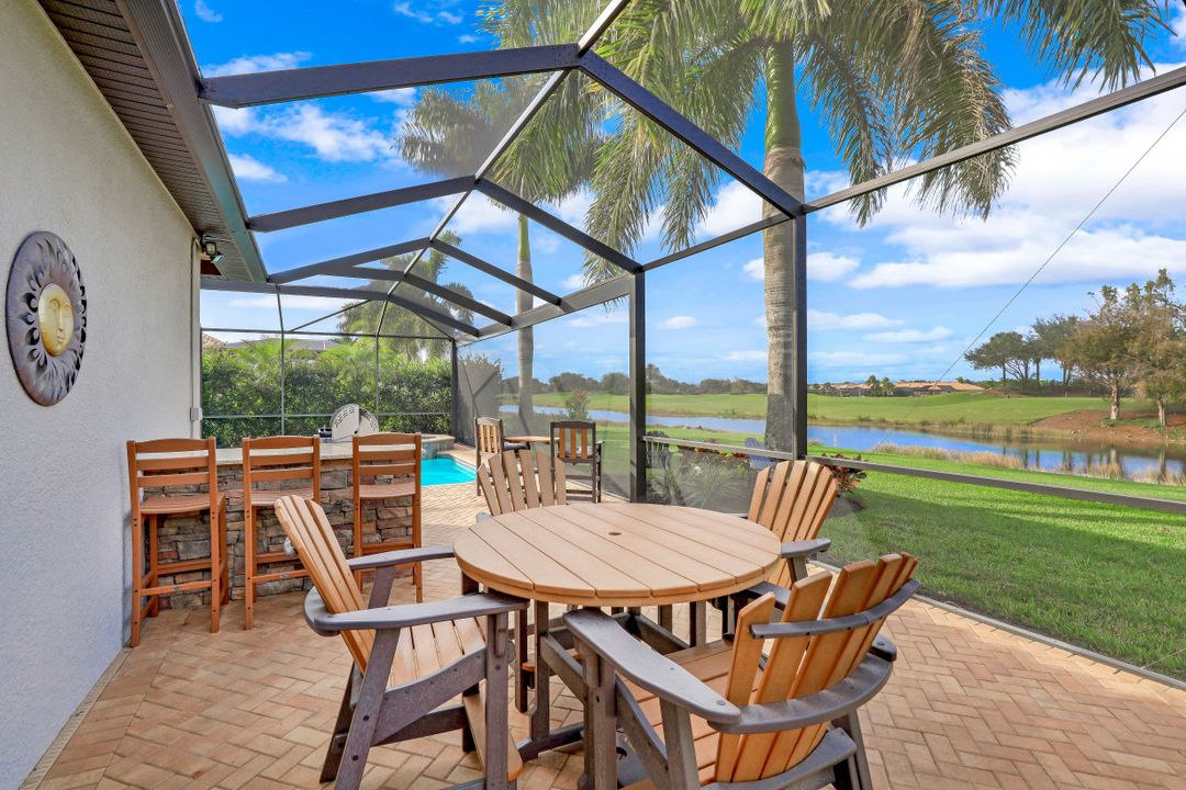 10153 Biscayne Bay Ln, Naples, FL 34120