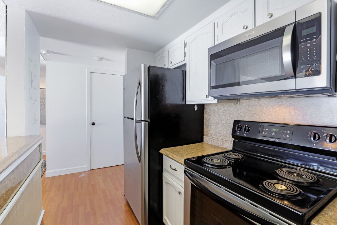 180 Seaview Ct #511, Marco Island, FL 34145