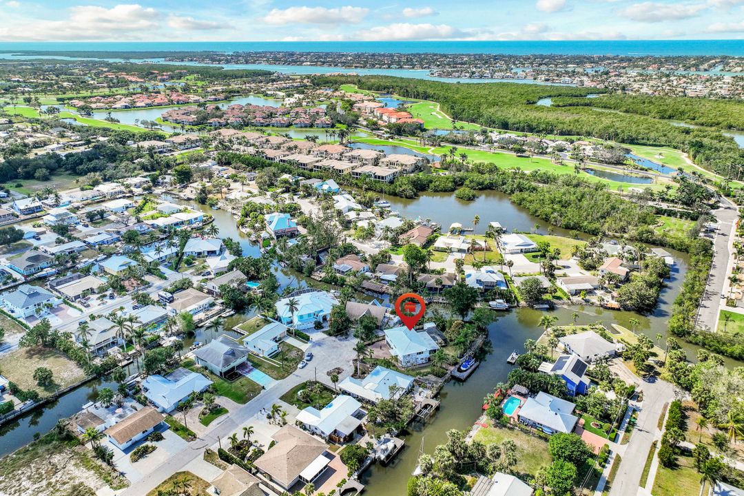 2631 Shoreview Dr, Naples, FL 34112