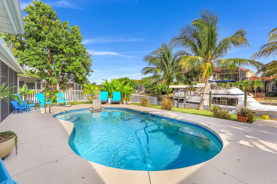 2625 SE 18th Ct, Cape Coral, FL 33904