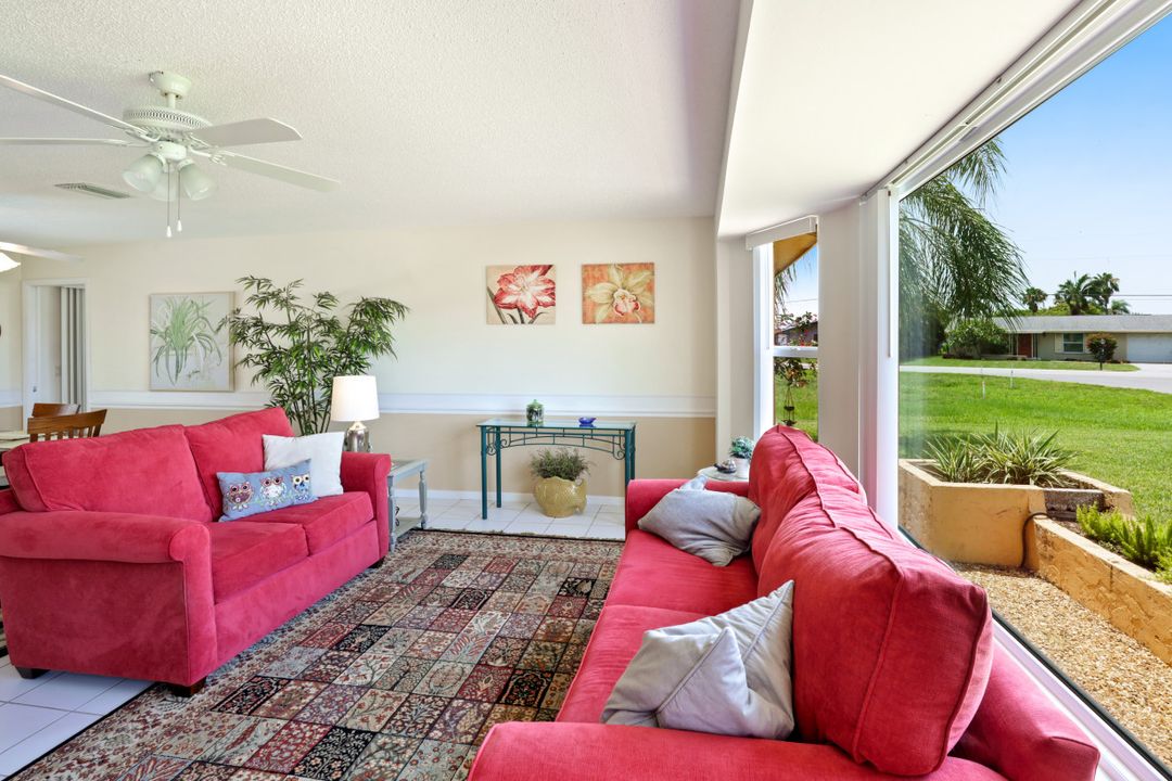 206 SE 45th St, Cape Coral, FL 33904