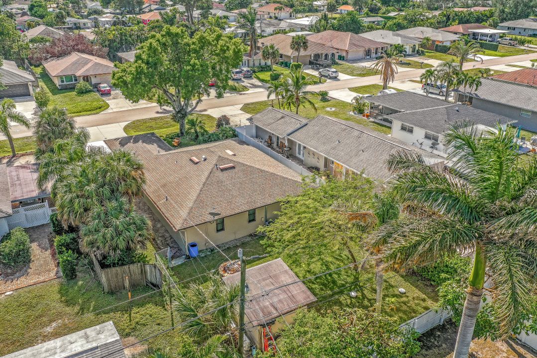 749 97th Ave N, Naples, FL 34108