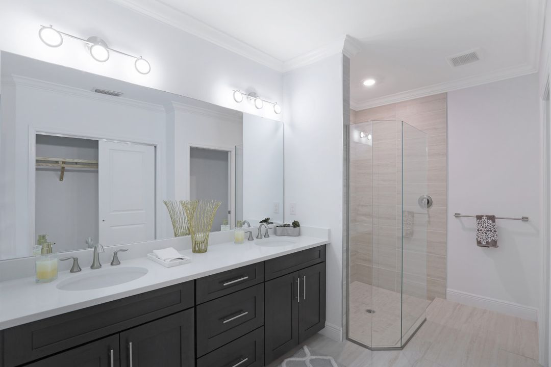 16356 Viansa Way #101, Naples, FL 34110