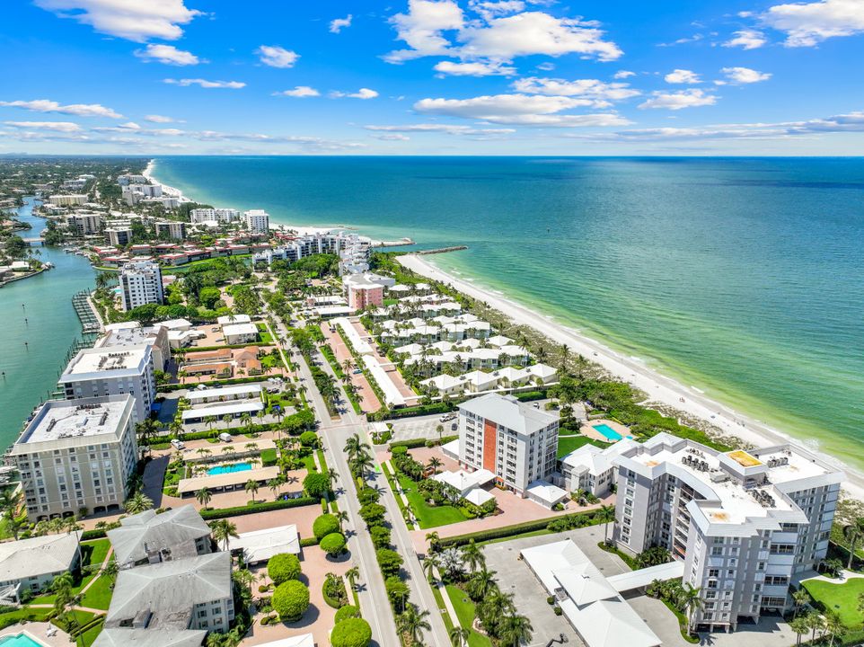 2701 Gulf Shore Blvd N, Villa #3, Naples, FL 34103