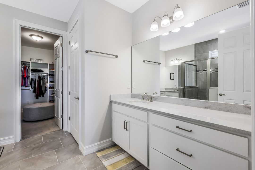 28049 Seasons Tide Ave, Bonita Springs, FL 34135