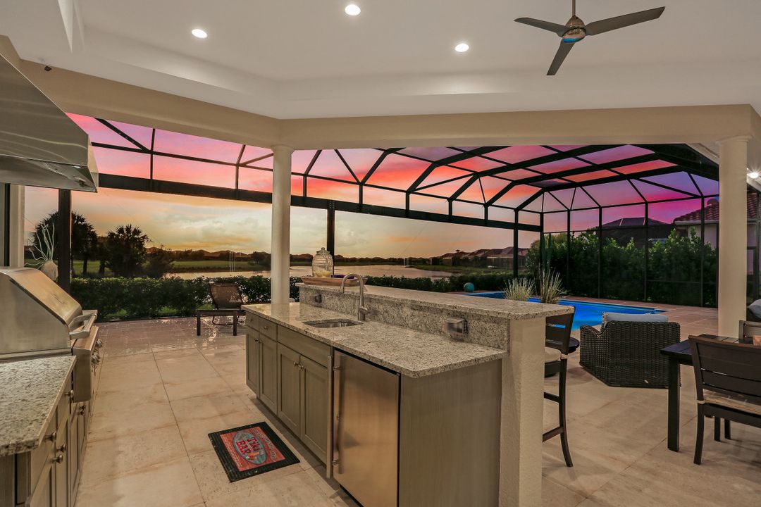 9105 Esplanade Blvd, Naples, FL 34119