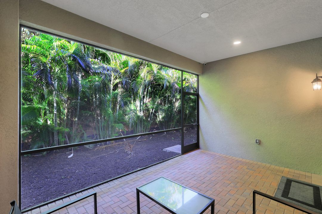 13459 Sumter Ln, Naples, FL 34109