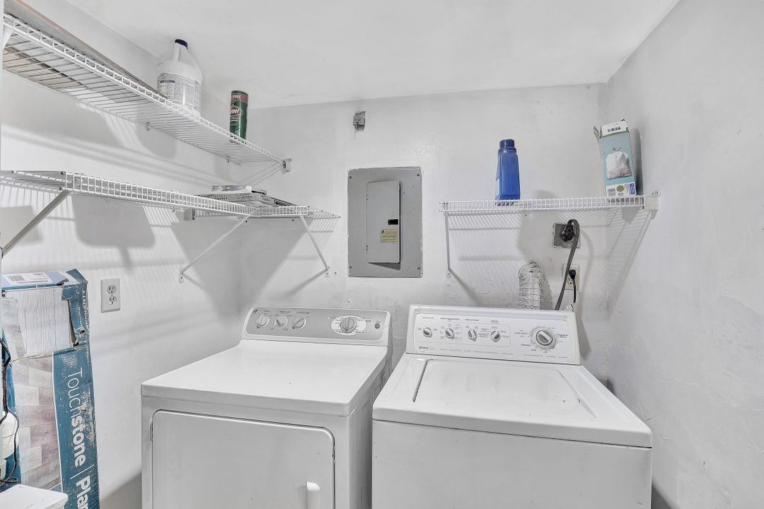 1519 Cape Coral Pkwy W #5, Cape Coral, FL 33914