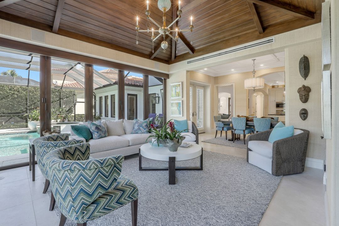 2895 Tiburon Blvd E, Naples, FL 34109