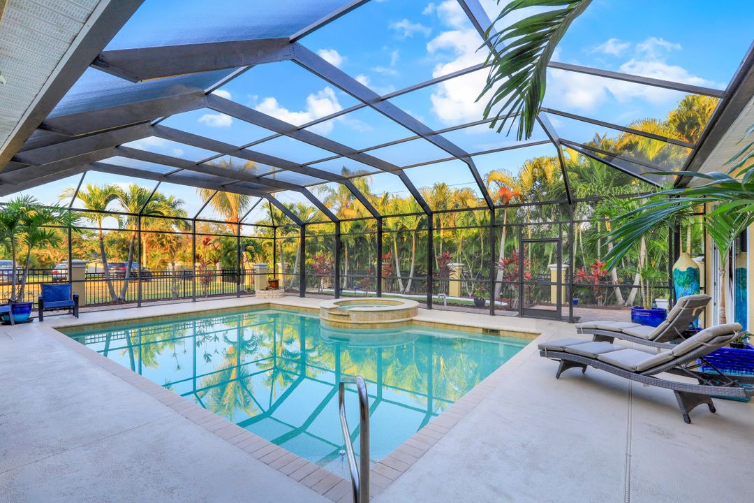 5667 Winkler Rd, Fort Myers, FL 33919