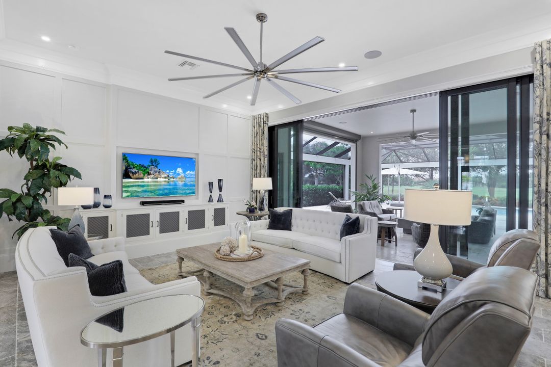 3243 Tavolara Ln, Naples, FL 34114