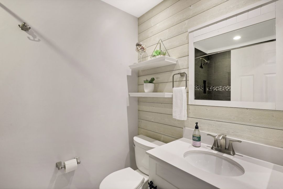 307 Reynolds Ct, Naples, FL 34112