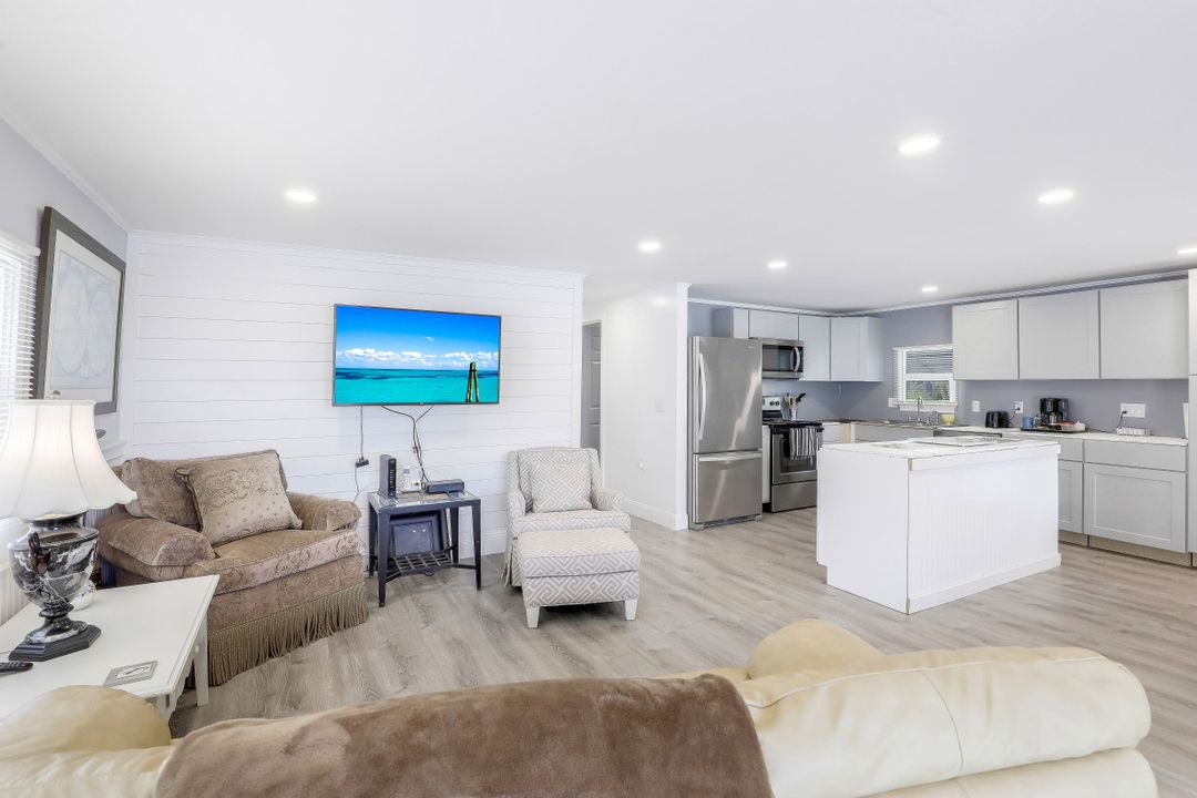 625 Palm Dr, Goodland, FL 34140