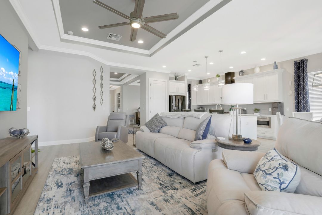 19698 Estero Pointe Ln, Fort Myers, FL 33908