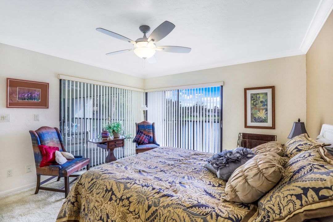 560 Retreat Dr #201, Naples, FL 34110