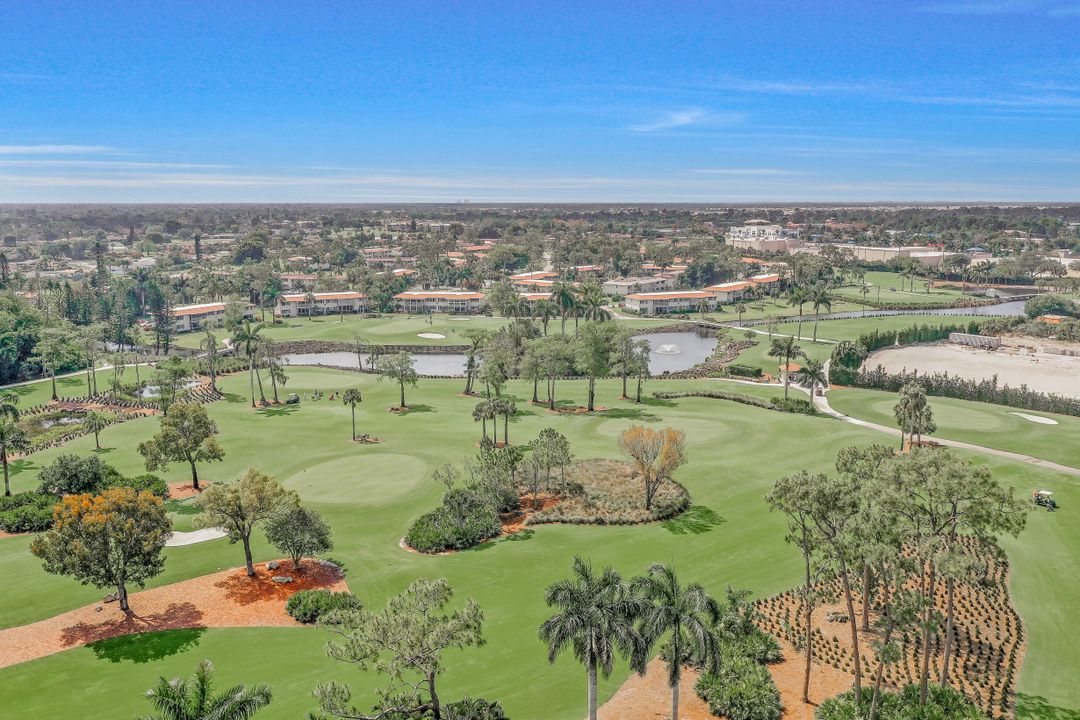 51 Glades Blvd #2, Naples, FL 34112