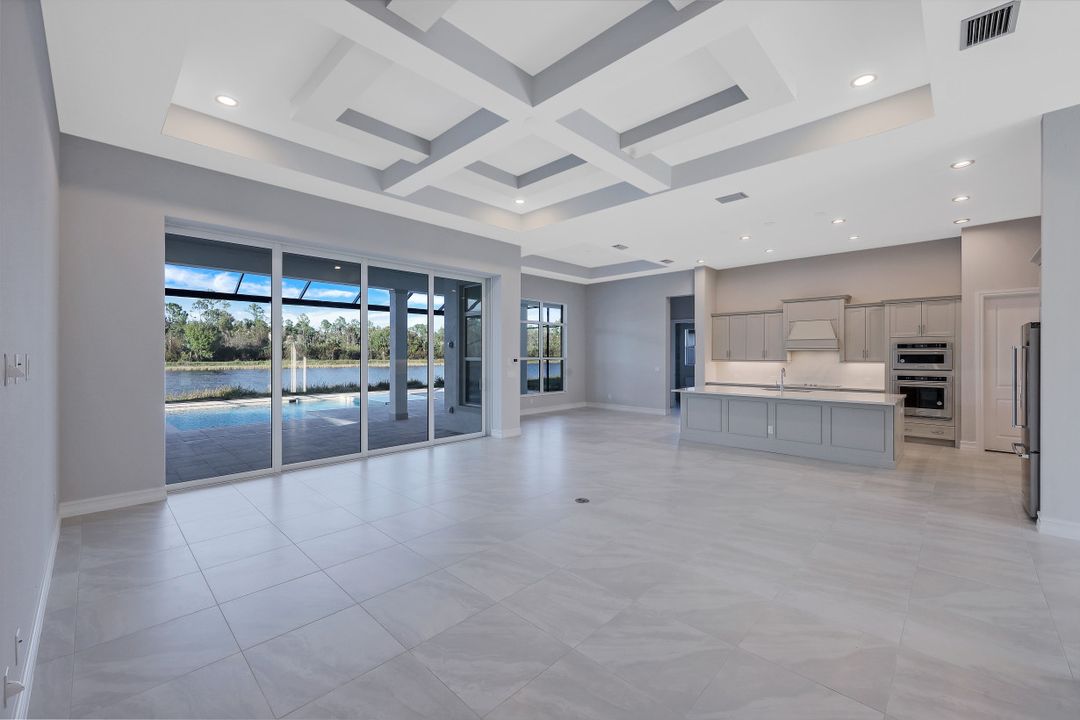 14310 Laguna Spgs Ln, , FL 34114