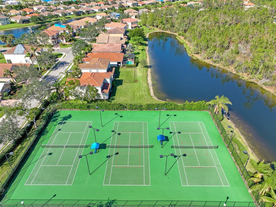 2565 Caslotti Way, Cape Coral, FL 33909