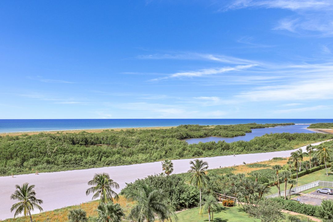 320 Seaview Ct #808, Marco Island, FL 34145