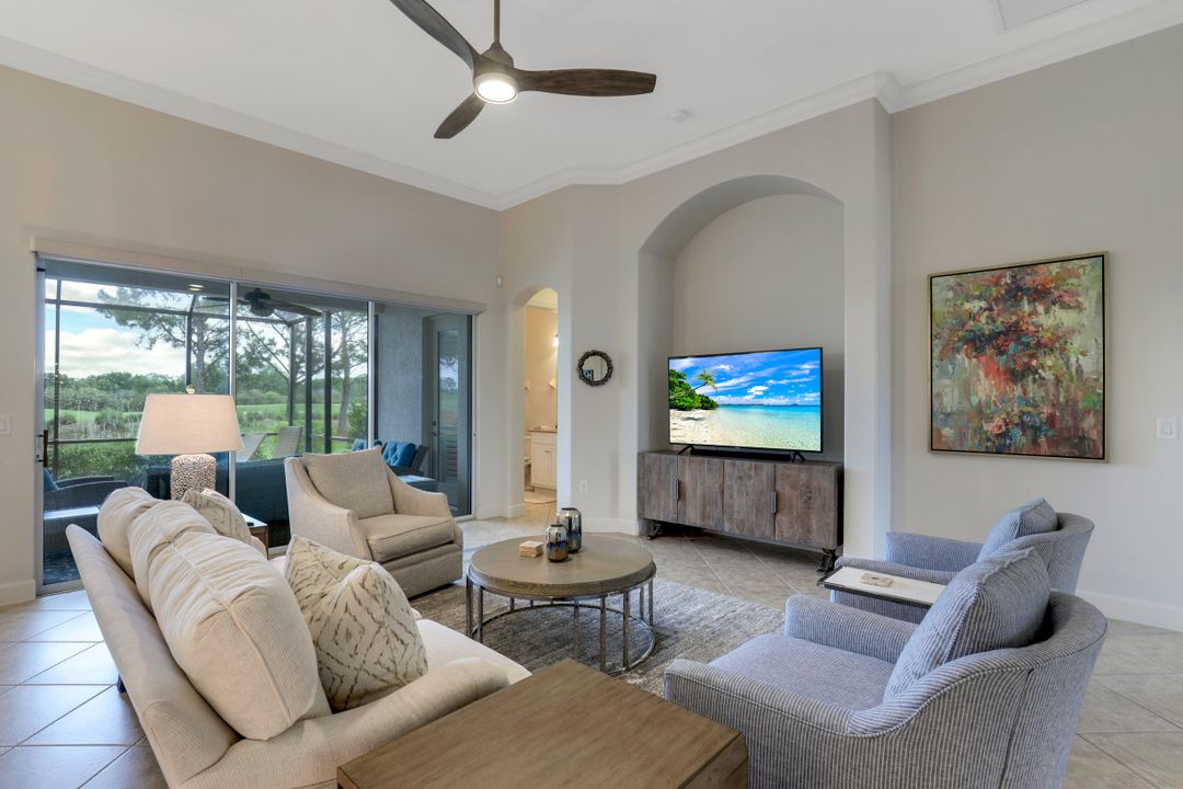 9765 Nickel Ridge Cir, Naples, FL 34120