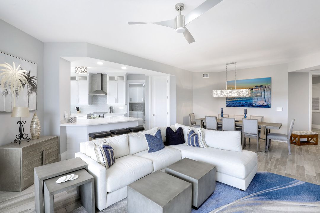 400 Flagship Dr #802, Naples, FL 34108