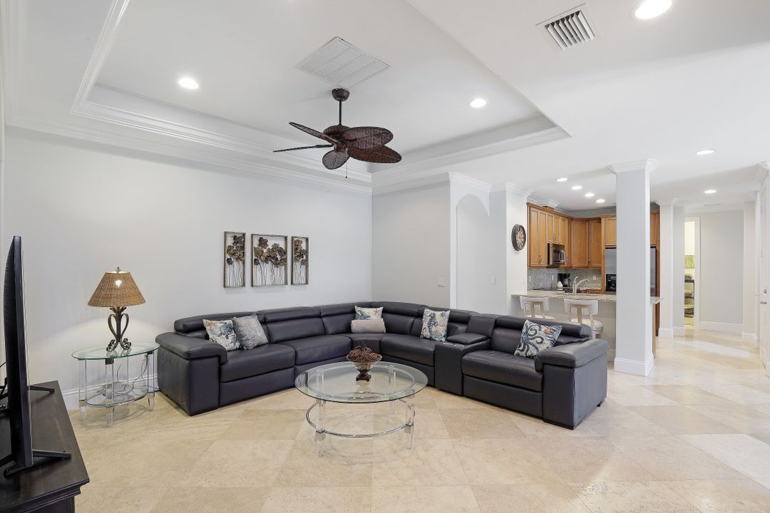 500 Spinnaker Dr, Marco Island, FL 34145