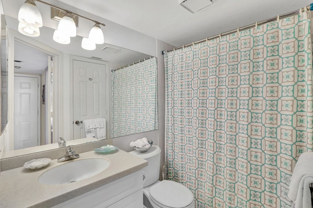 651 W Elkcam Cir #813, Marco Island, FL 34145