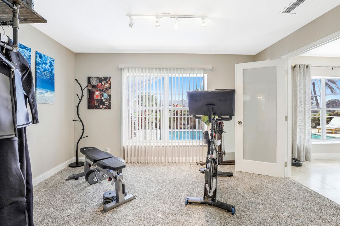 1026 SE 30th St, Cape Coral, FL 33904