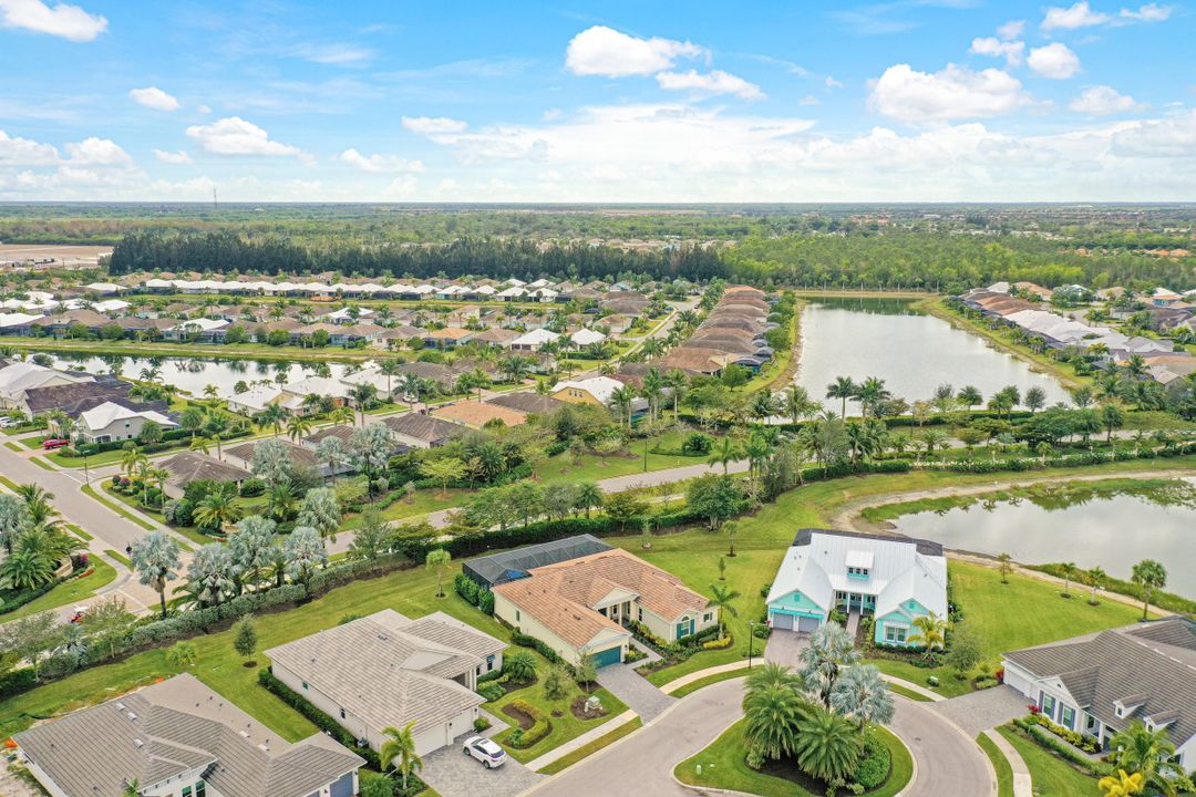 14628 Regatta Ln, Naples, FL 34114