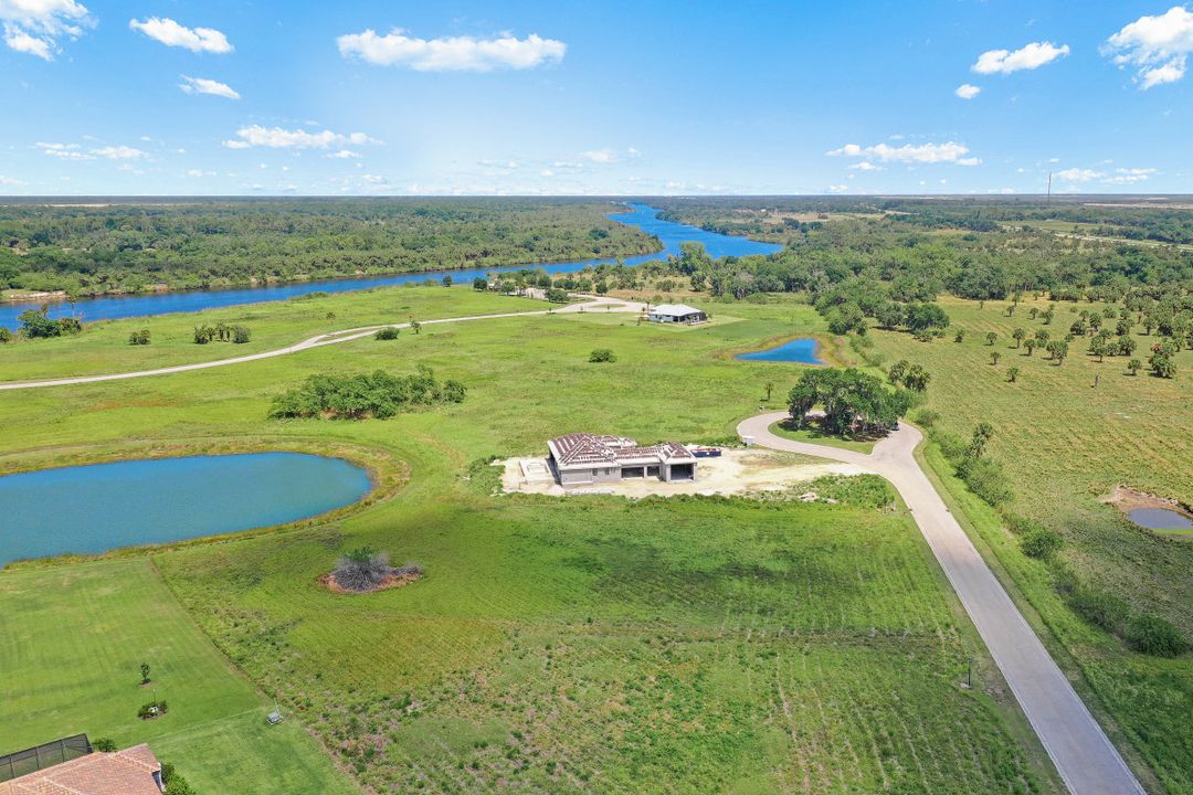 2040 Newcomb Ct, Alva, FL 33920