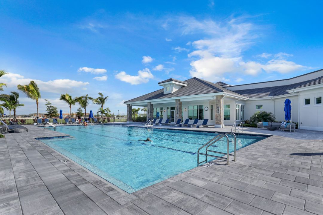 19080 Marquesa Dr, Fort Myers, FL 33913