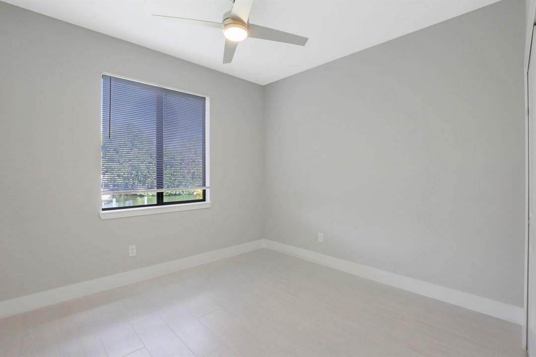 307 Gleason Pkwy, Cape Coral, FL 33914