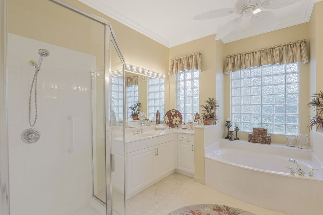 1818 Senegal Date Dr, Naples, FL 34119