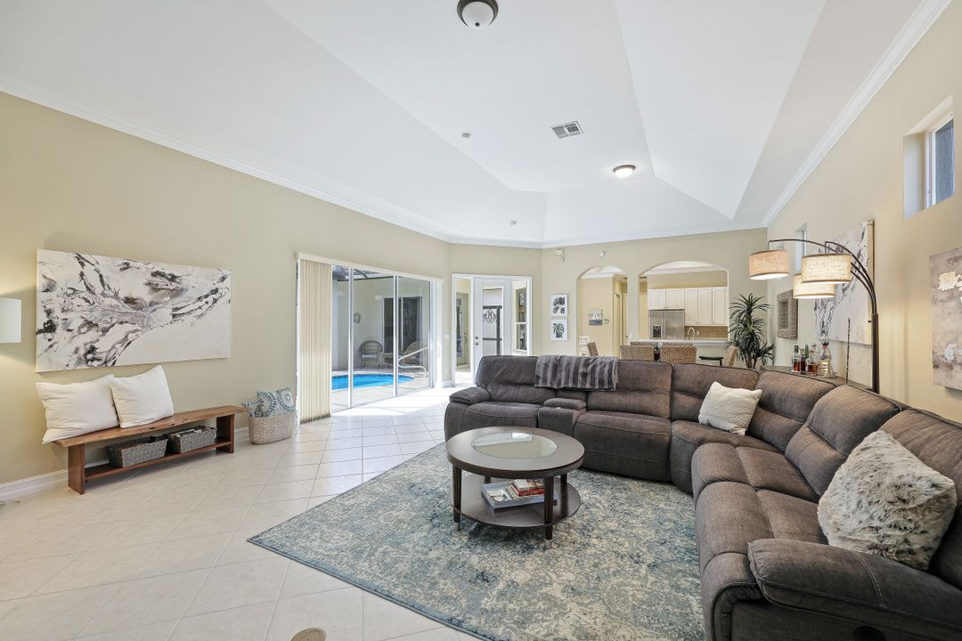 12535 Wildcat Cove Cir, Estero, FL 33928