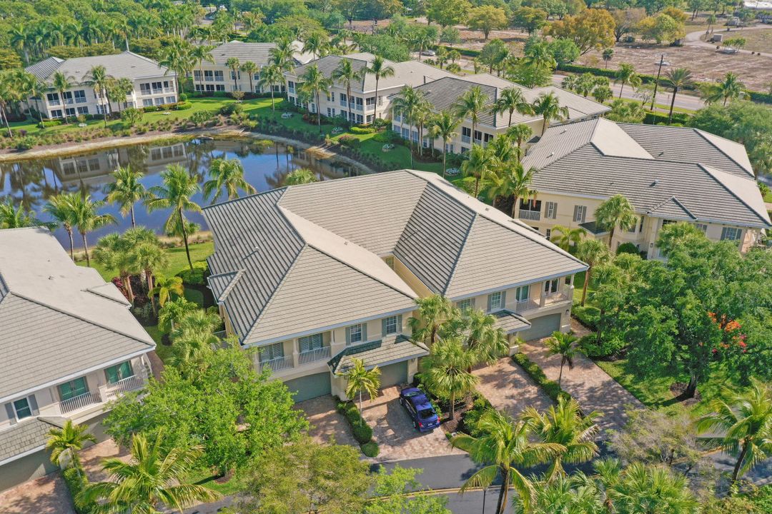 385 Sea Grove Ln #201, Naples, FL 34110