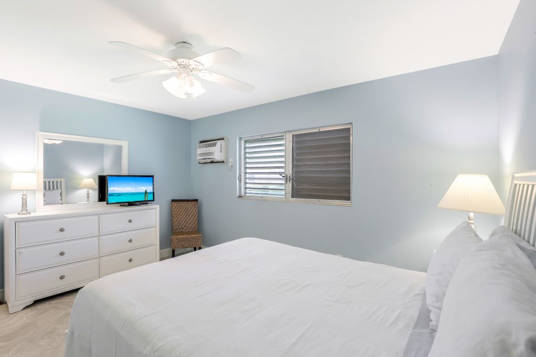 240 N Collier Blvd, Marco Island, FL 34145