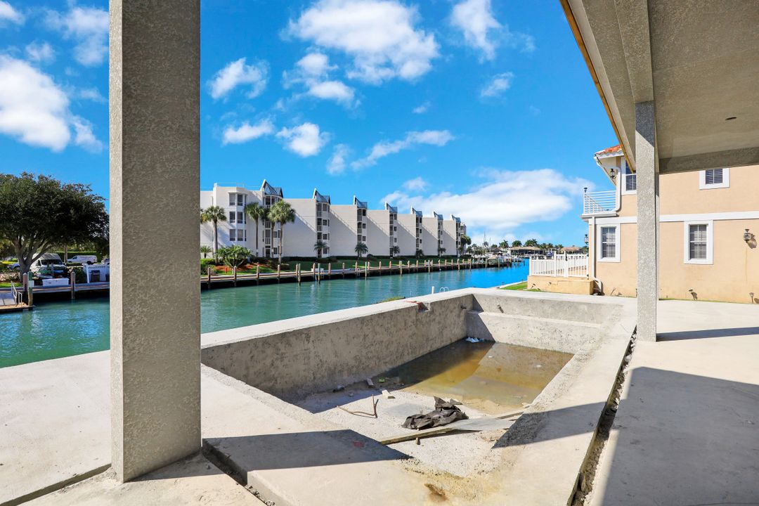 1200 Redwood Ct, Marco Island, FL 34145