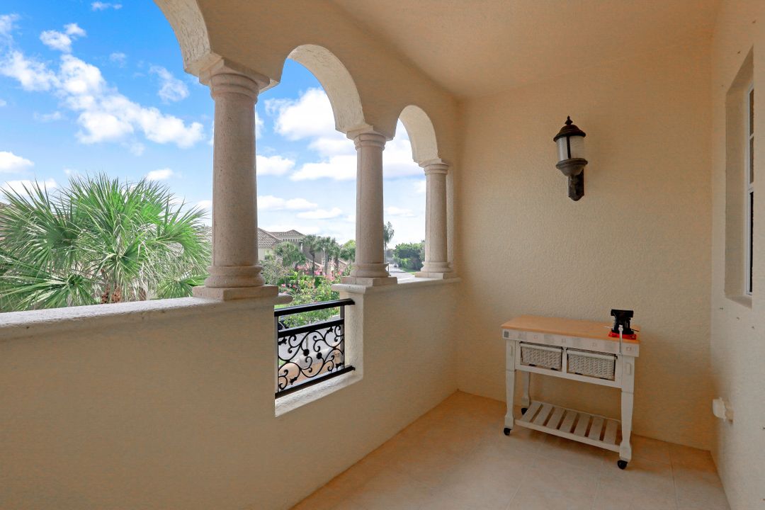 3710 Montreux Ln #203, Naples, FL 34114