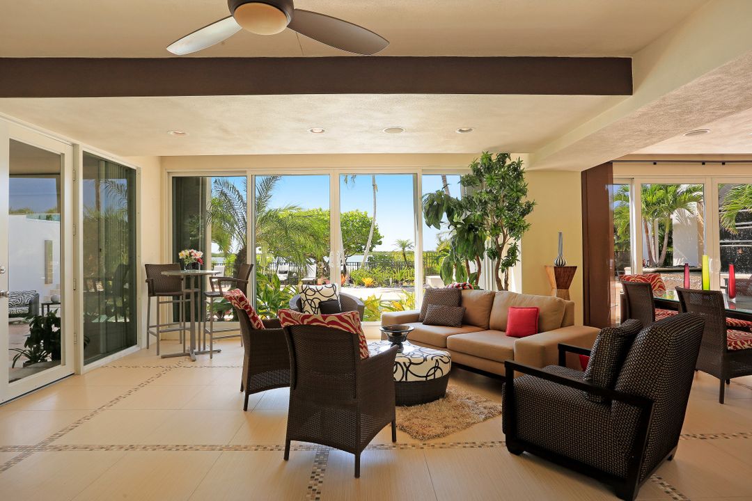 202 S Beach Dr, Marco Island, FL 34145