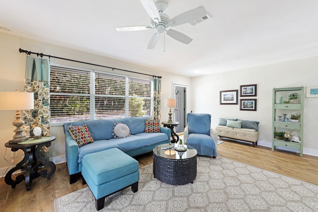 27732 East Dr, Bonita Springs, FL 34135