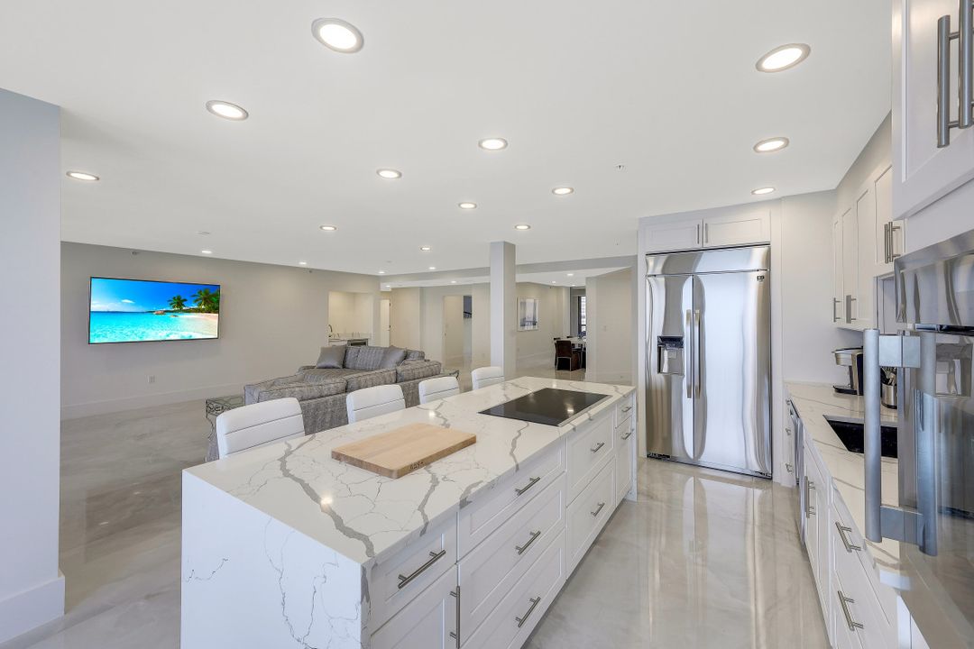 8171 Bay Colony Dr #1602, Naples, FL 34108