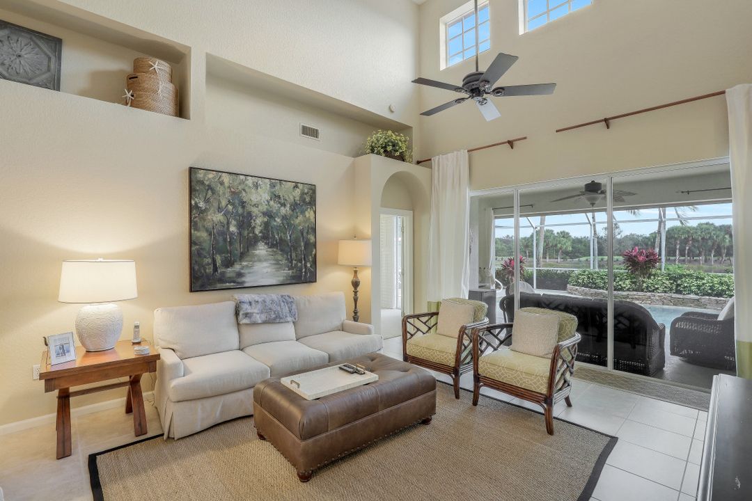 23181 Oakglen Ln, Bonita Springs, FL 34135