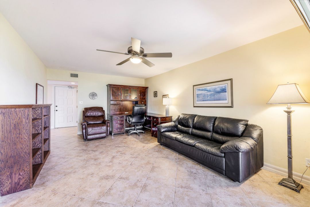 961 Swallow Ave #302, Marco Island, FL 34145