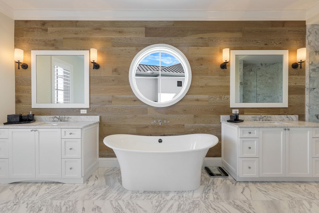 179 Topanga Dr, Bonita Springs, FL 34134