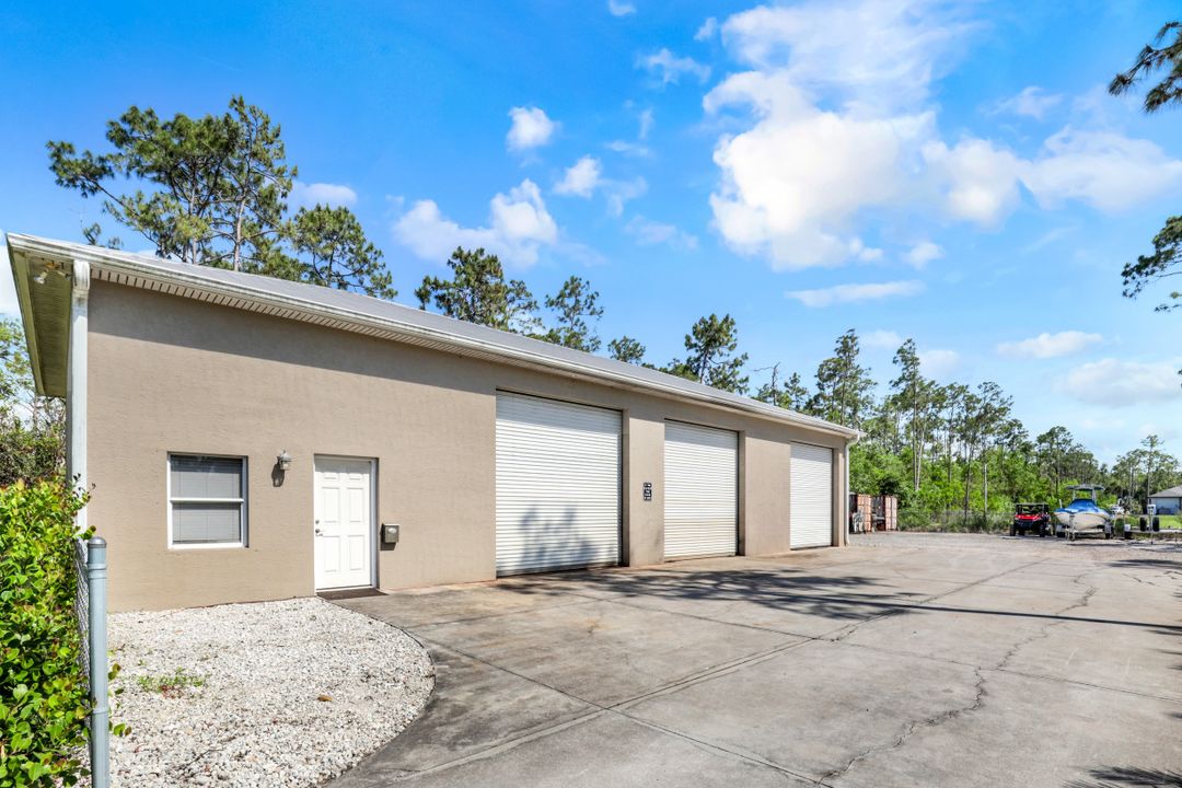 5660 Spanish Oaks Ln, Naples, FL 34119