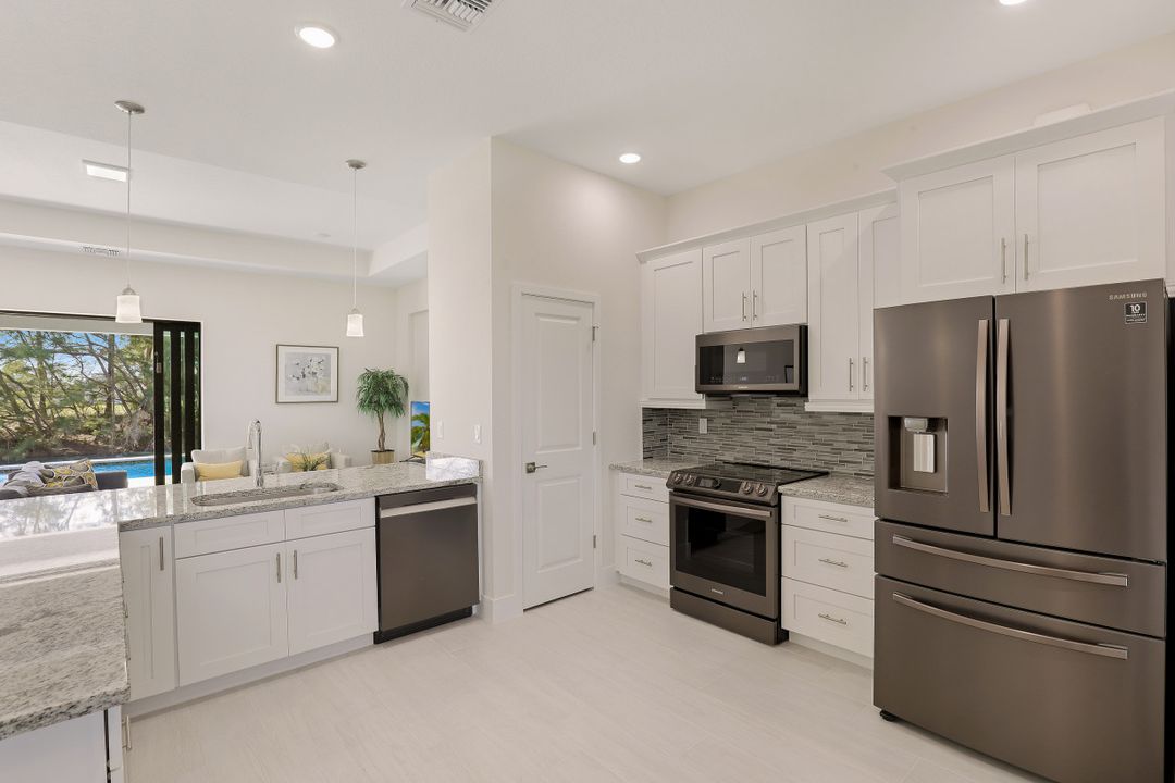 1524 SW 28th St, Cape Coral, FL 33914