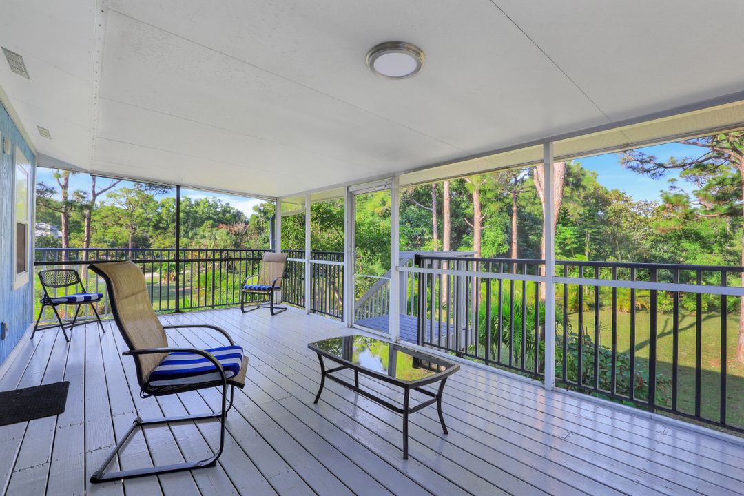 8642 Whispering Pines Dr, Saint James City, FL 33956